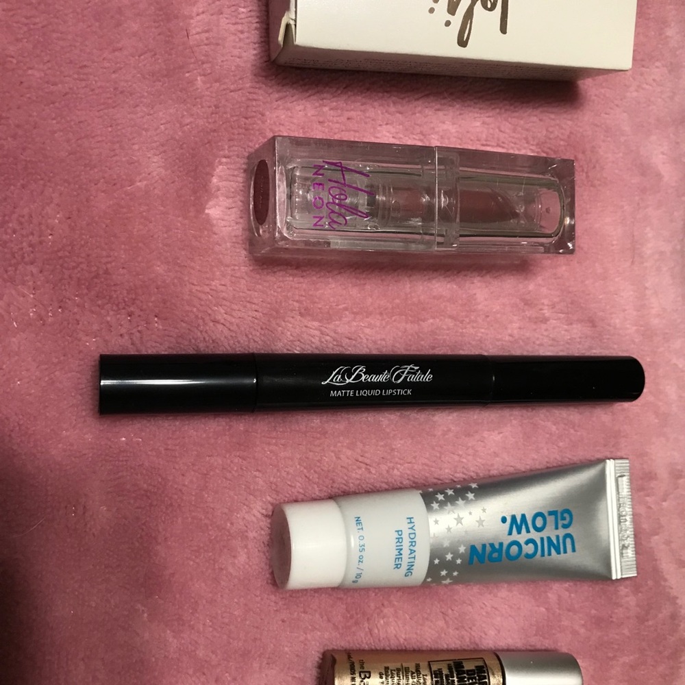 Makeup bundle